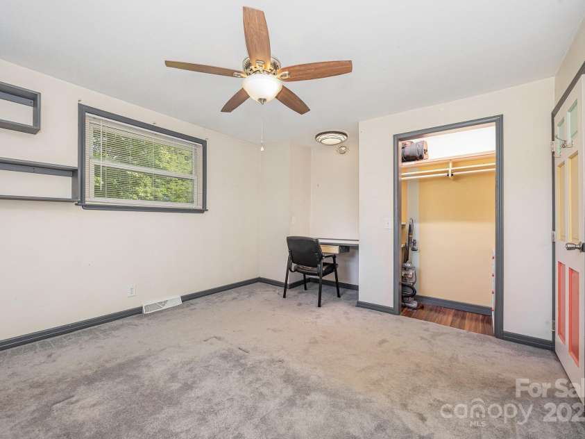 164 Dogtrot Road, Mocksville, NC 27028.  MLS# CAR4275149, YatesRealty ID 22366. 