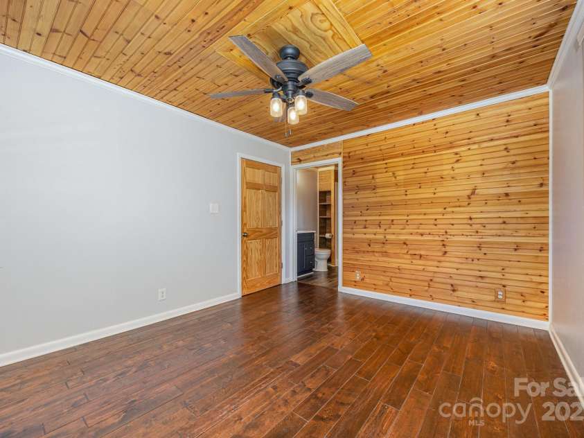 164 Dogtrot Road, Mocksville, NC 27028.  MLS# CAR4275149, YatesRealty ID 22366. Primary Bedroom