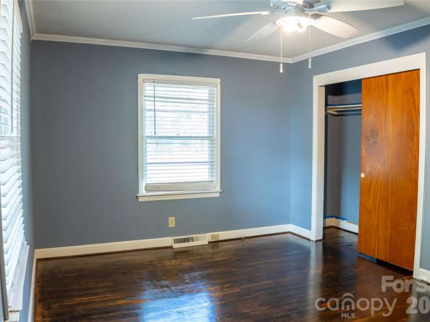 211 Richland Street, Kershaw, SC 29067.  MLS# CAR4365884, YatesRealty ID 22368. 