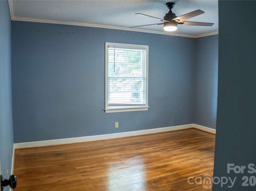 211 Richland Street, Kershaw, SC 29067.  MLS# CAR4365884, YatesRealty ID 22368. 