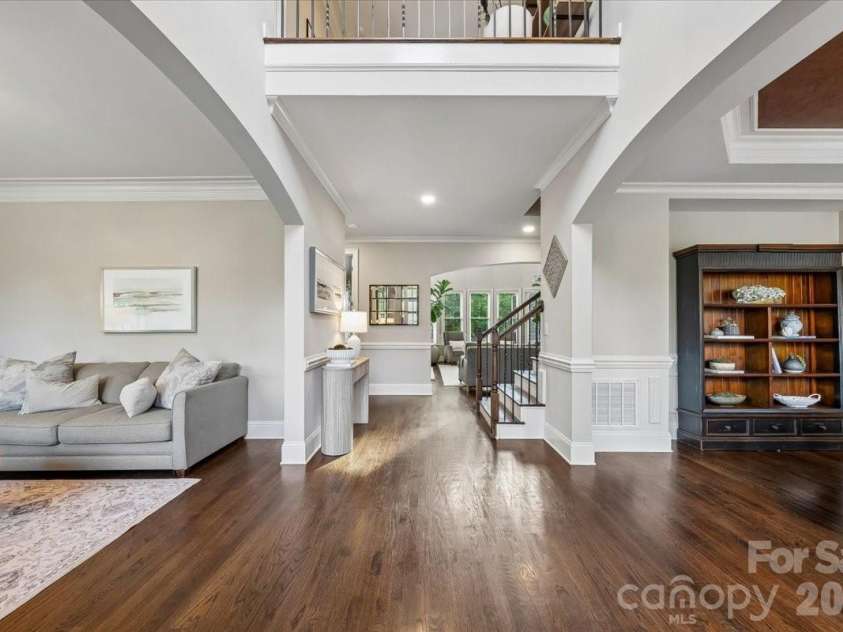 4001 Ainsdale Drive, Matthews, NC 28104.  MLS# CAR4381328, YatesRealty ID 22369. 