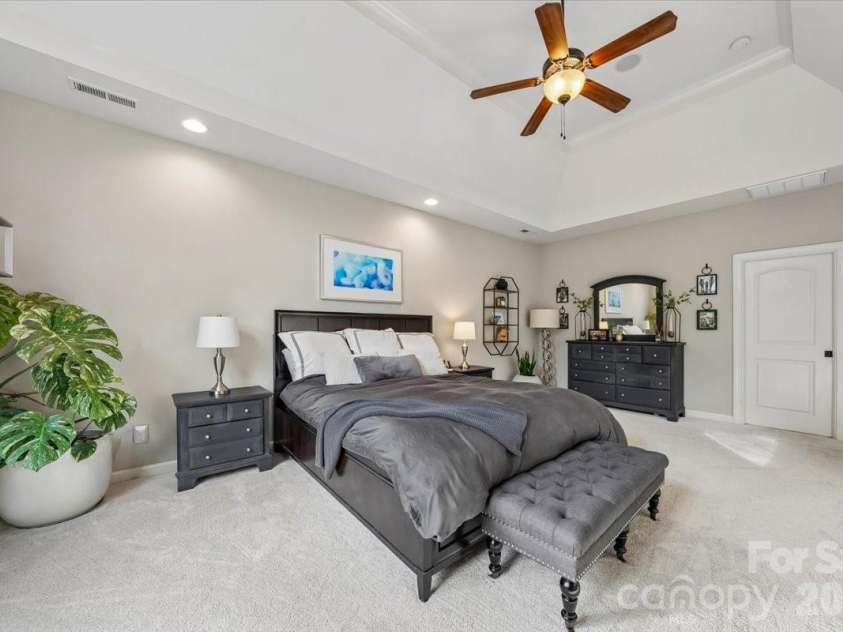 4001 Ainsdale Drive, Matthews, NC 28104.  MLS# CAR4381328, YatesRealty ID 22369. 