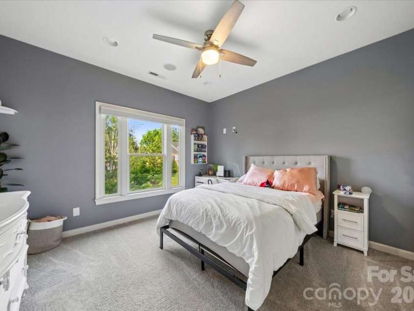 4001 Ainsdale Drive, Matthews, NC 28104.  MLS# CAR4381328, YatesRealty ID 22369. 
