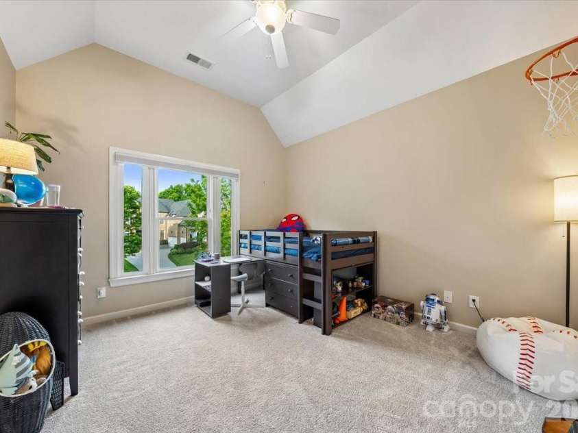 4001 Ainsdale Drive, Matthews, NC 28104.  MLS# CAR4381328, YatesRealty ID 22369. 