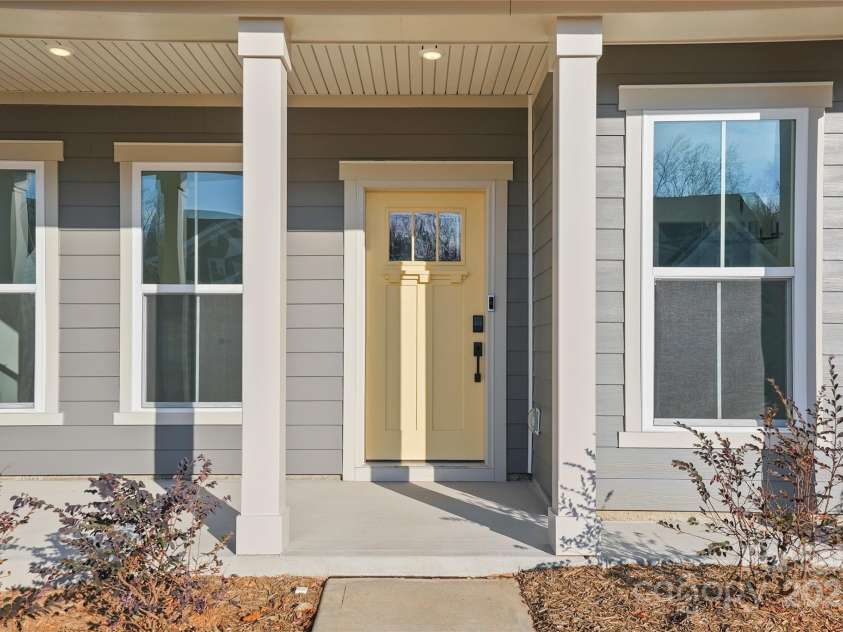 2027 Waxhaw Crossing Drive, Waxhaw, NC 28173.  MLS# CAR4323276, YatesRealty ID 2237. 