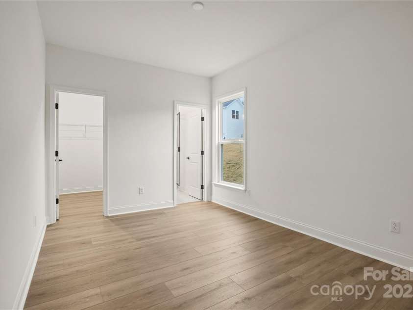 2027 Waxhaw Crossing Drive, Waxhaw, NC 28173.  MLS# CAR4323276, YatesRealty ID 2237. 