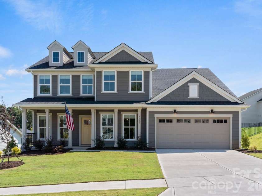 2027 Waxhaw Crossing Drive, Waxhaw, NC 28173.  MLS# CAR4420506, YatesRealty ID 2237. 