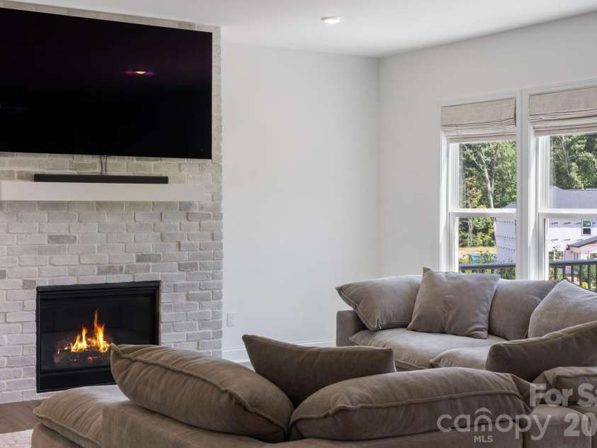 2027 Waxhaw Crossing Drive, Waxhaw, NC 28173.  MLS# CAR4420506, YatesRealty ID 2237. 