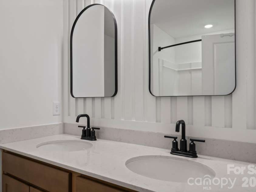 2027 Waxhaw Crossing Drive, Waxhaw, NC 28173.  MLS# CAR4420506, YatesRealty ID 2237. 