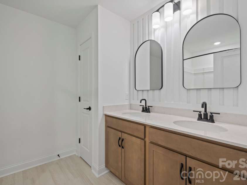 2027 Waxhaw Crossing Drive, Waxhaw, NC 28173.  MLS# CAR4420506, YatesRealty ID 2237. 