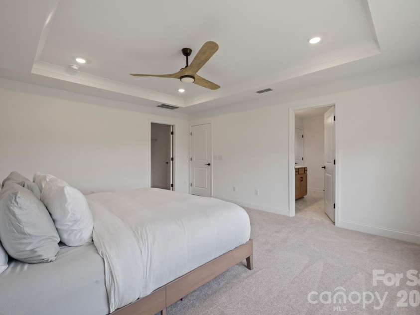 2027 Waxhaw Crossing Drive, Waxhaw, NC 28173.  MLS# CAR4420506, YatesRealty ID 2237. 