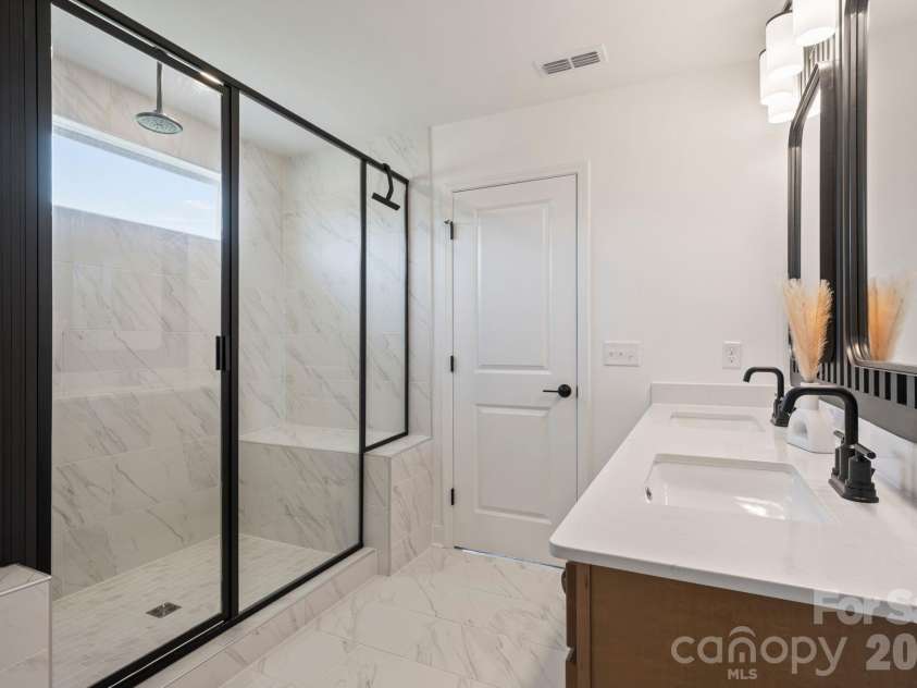 2027 Waxhaw Crossing Drive, Waxhaw, NC 28173.  MLS# CAR4420506, YatesRealty ID 2237. 