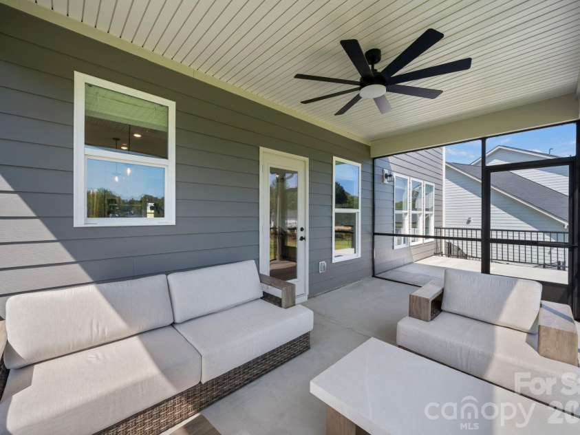 2027 Waxhaw Crossing Drive, Waxhaw, NC 28173.  MLS# CAR4420506, YatesRealty ID 2237. 