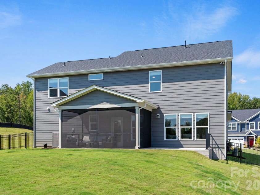 2027 Waxhaw Crossing Drive, Waxhaw, NC 28173.  MLS# CAR4420506, YatesRealty ID 2237. 