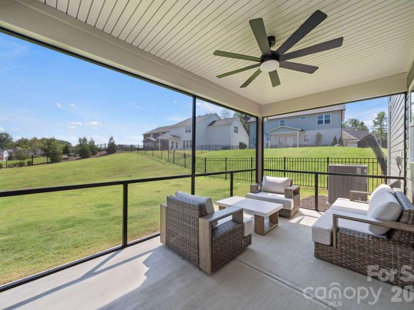 2027 Waxhaw Crossing Drive, Waxhaw, NC 28173.  MLS# CAR4420506, YatesRealty ID 2237. 