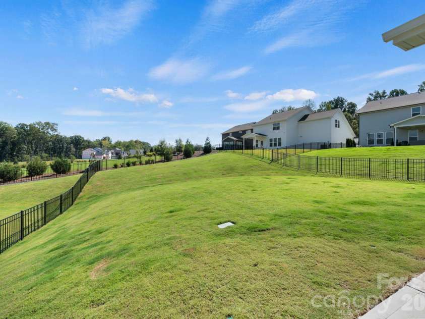 2027 Waxhaw Crossing Drive, Waxhaw, NC 28173.  MLS# CAR4420506, YatesRealty ID 2237. 