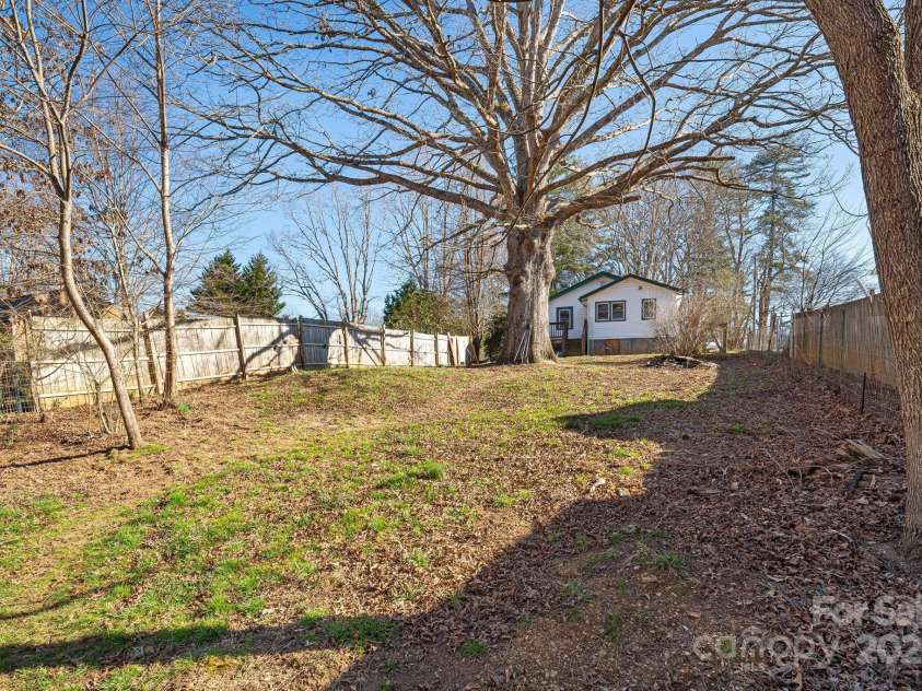 54 Jones Circle, Fletcher, NC 28732.  MLS# CAR4228860, YatesRealty ID 2237. 