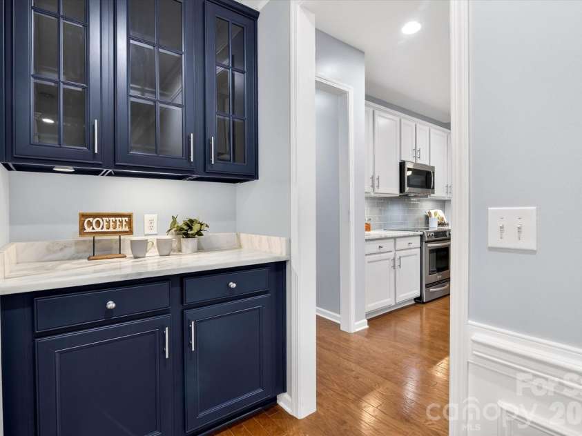 2015 Yellowstone Drive, Fort Mill, SC 29707.  MLS# CAR4381533, YatesRealty ID 22370. 