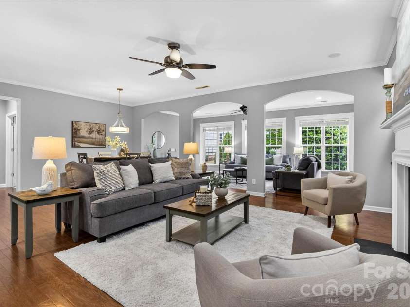2015 Yellowstone Drive, Fort Mill, SC 29707.  MLS# CAR4381533, YatesRealty ID 22370. 