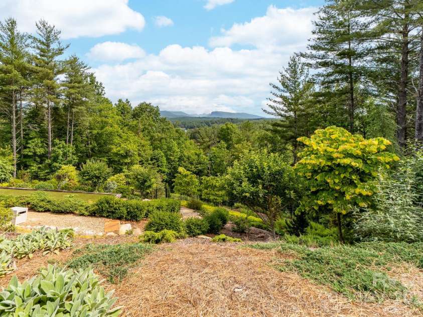 68 Cinch Knot Drive, Nebo, NC 28761.  MLS# CAR4233155, YatesRealty ID 22370. Breathtaking scenic views are seen along the property.