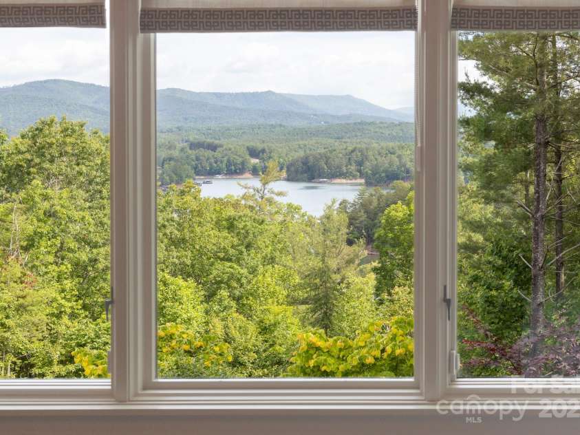 68 Cinch Knot Drive, Nebo, NC 28761.  MLS# CAR4233155, YatesRealty ID 22370. Imagine your new morning views from the primary suite!