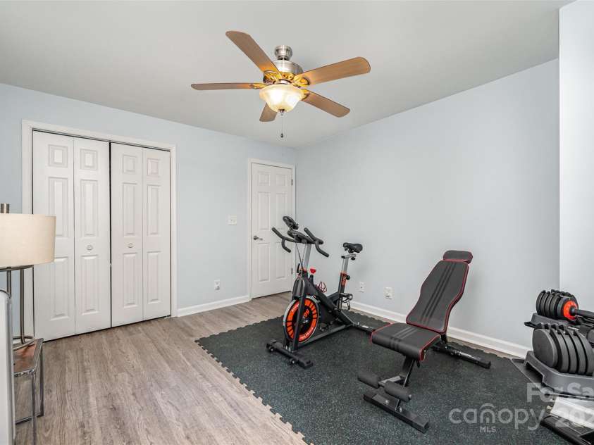 18741 Nautical Drive, Cornelius, NC 28031.  MLS# CAR4267039, YatesRealty ID 22371. 