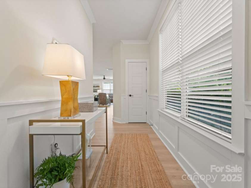 1517 Falcon Street, Charlotte, NC 28211.  MLS# CAR4274359, YatesRealty ID 22374. 