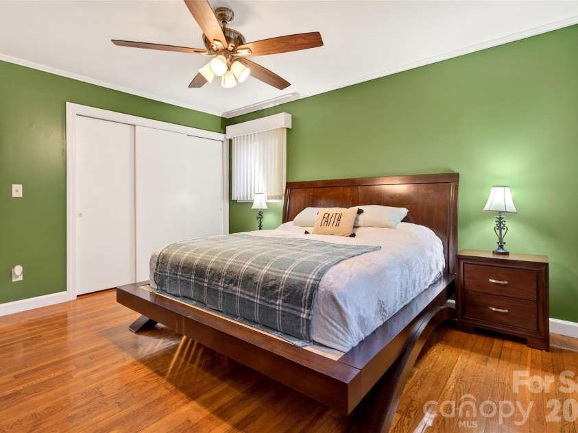 5395 NC 226 S Road, Marion, NC 28752.  MLS# CAR4357603, YatesRealty ID 22374. 