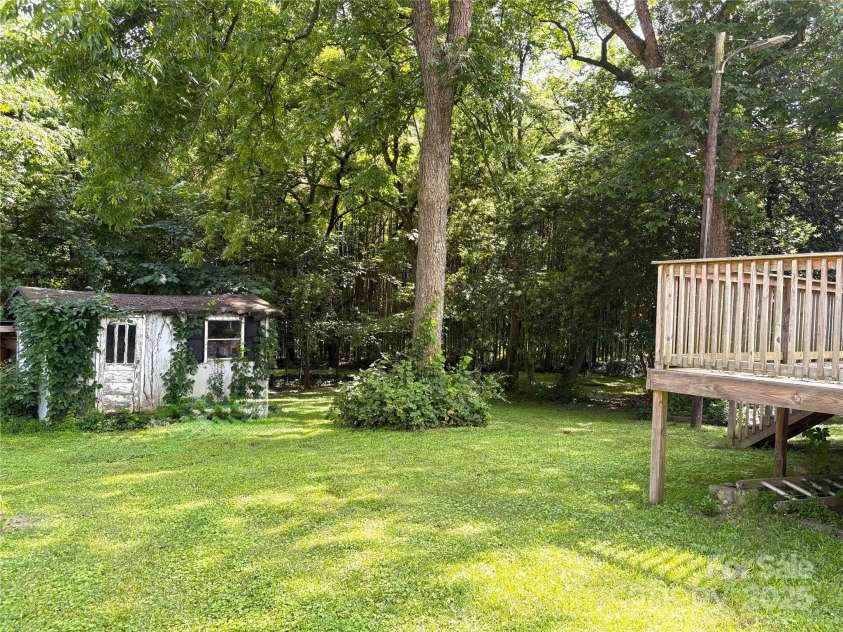 438 Faith Drive, Concord, NC 28027.  MLS# CAR4273123, YatesRealty ID 22375. 