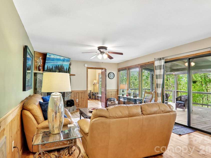 79 Chipmunk Lane, Maggie Valley, NC 28751.  MLS# CAR4375487, YatesRealty ID 22375. 