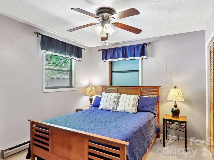 79 Chipmunk Lane, Maggie Valley, NC 28751.  MLS# CAR4375487, YatesRealty ID 22375. 