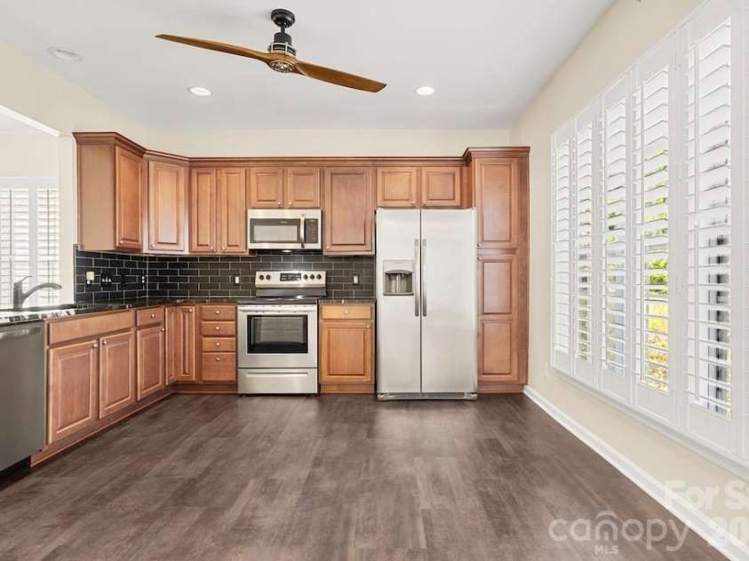 4104 Murray Street, Indian Land, SC 29707.  MLS# CAR4378171, YatesRealty ID 22376. Kitchen