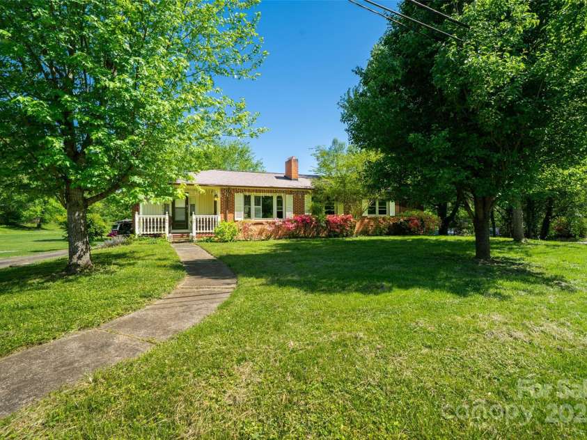 8061 US 70 Highway, Old Fort, NC 28762.  MLS# CAR4254691, YatesRealty ID 22376. 