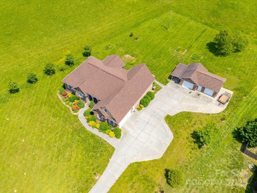 514 Clover Leaf Road, Marshville, NC 28103.  MLS# CAR4247739, YatesRealty ID 22377. 