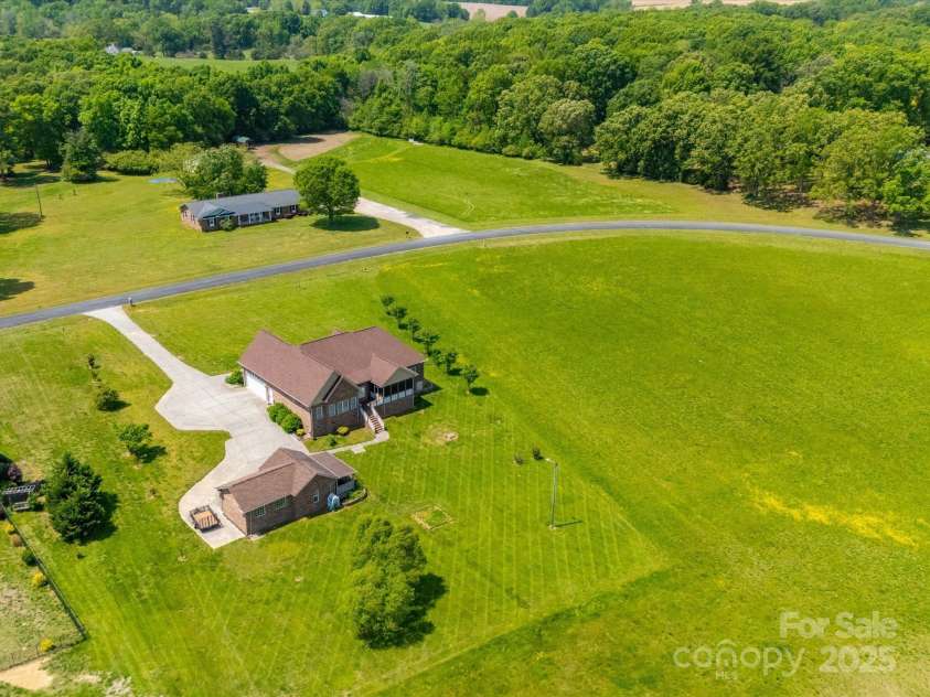 514 Clover Leaf Road, Marshville, NC 28103.  MLS# CAR4247739, YatesRealty ID 22377. 