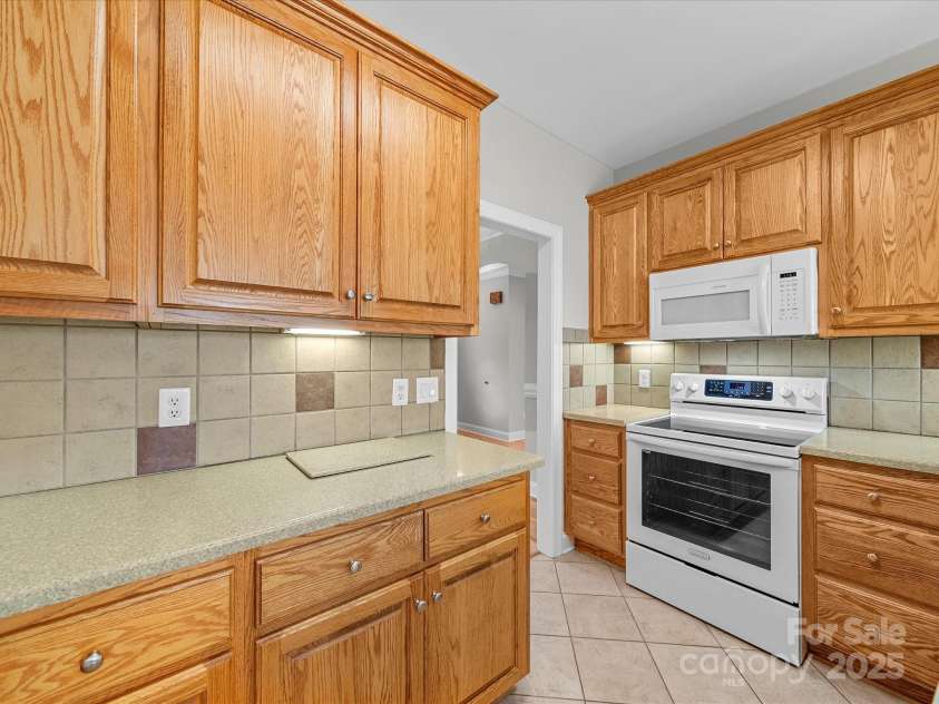 514 Clover Leaf Road, Marshville, NC 28103.  MLS# CAR4247739, YatesRealty ID 22377. 