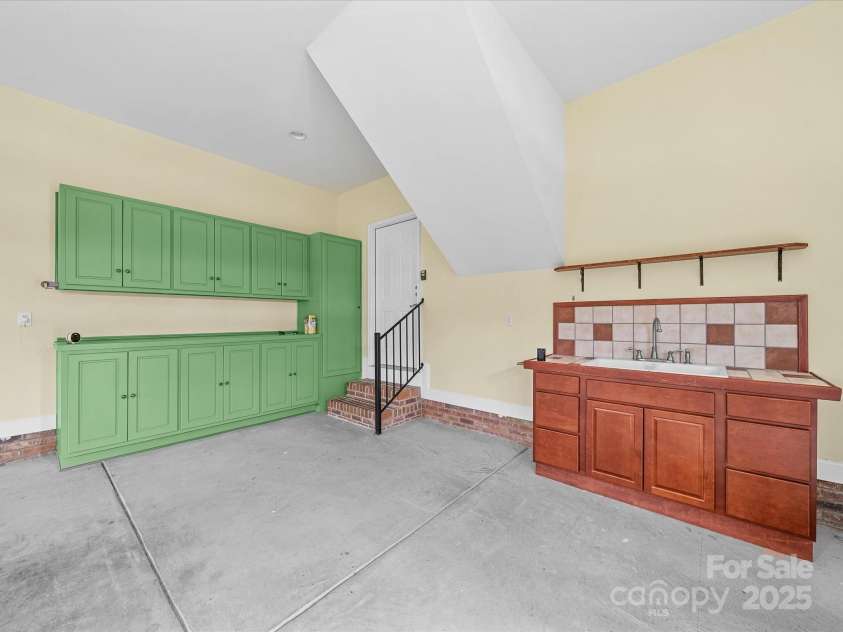 514 Clover Leaf Road, Marshville, NC 28103.  MLS# CAR4247739, YatesRealty ID 22377. Attached Garage storage