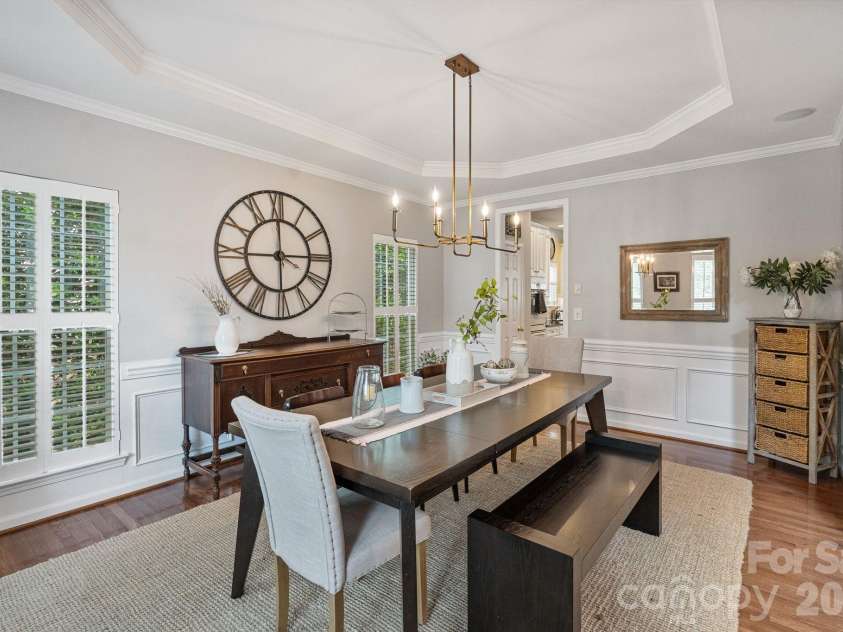 1020 Butterburr Drive, Matthews, NC 28104.  MLS# CAR4377677, YatesRealty ID 22378. Dining Room Connected to Kitchen