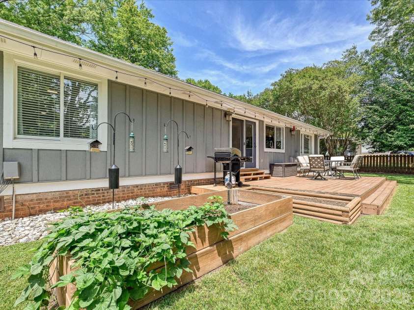 1130 Cameo Court, Charlotte, NC 28270.  MLS# CAR4381855, YatesRealty ID 22379. 