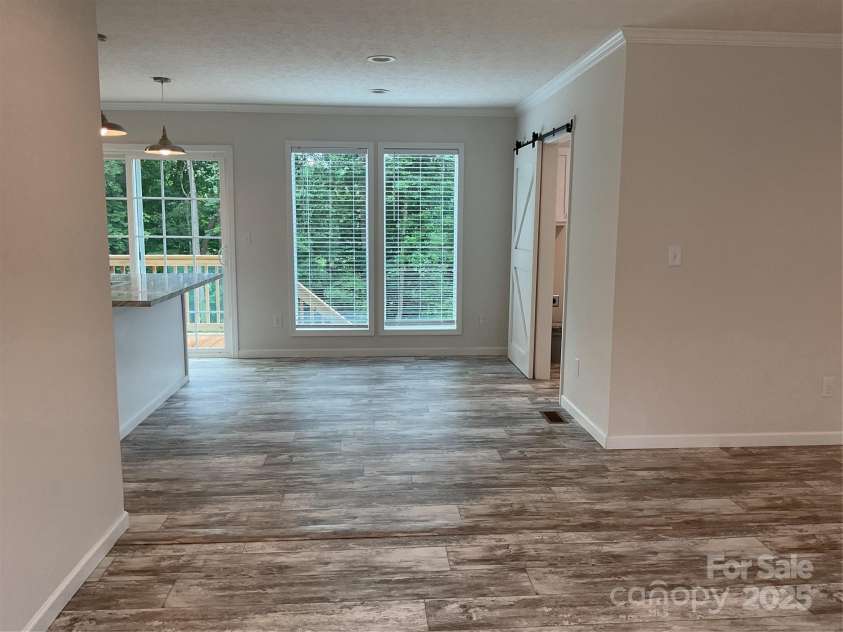 126 Zircon Drive, Statesville, NC 28625.  MLS# CAR4271456, YatesRealty ID 22379. 