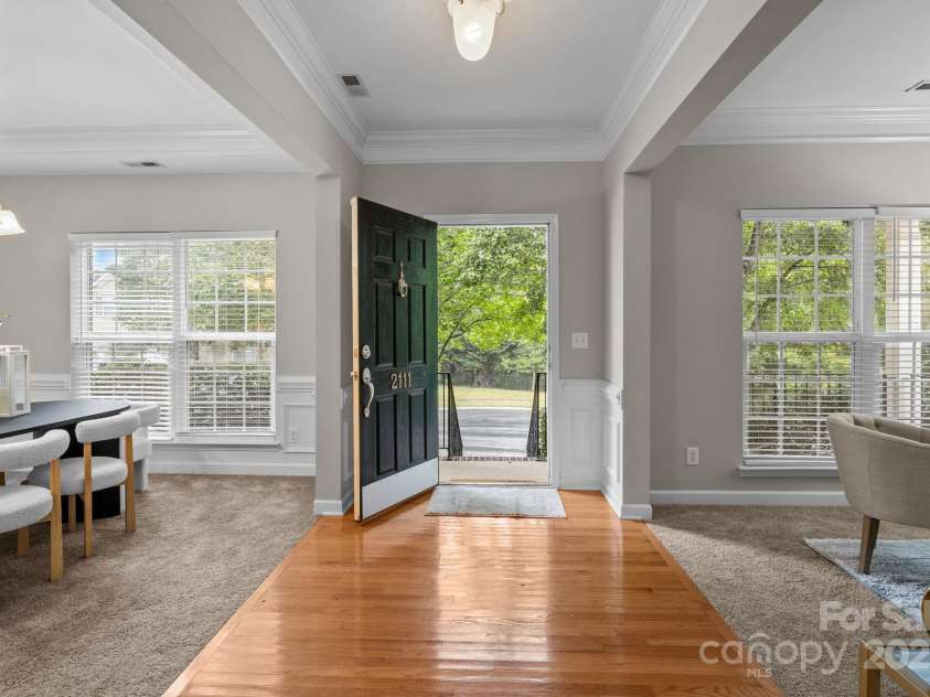 2111 Elendil Lane, Charlotte, NC 28269.  MLS# CAR4308113, YatesRealty ID 22380. 