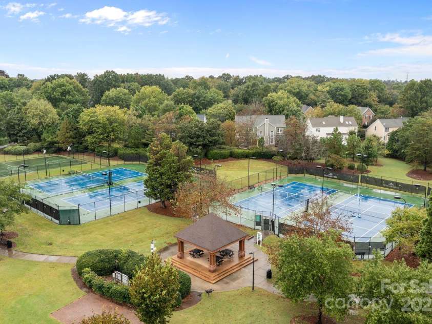 2111 Elendil Lane, Charlotte, NC 28269.  MLS# CAR4308113, YatesRealty ID 22380. 