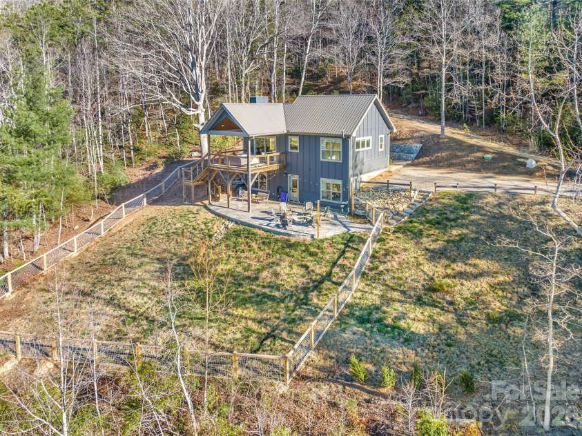 54 Weldon Way, Fairview, NC 28730.  MLS# CAR4353772, YatesRealty ID 22380. 