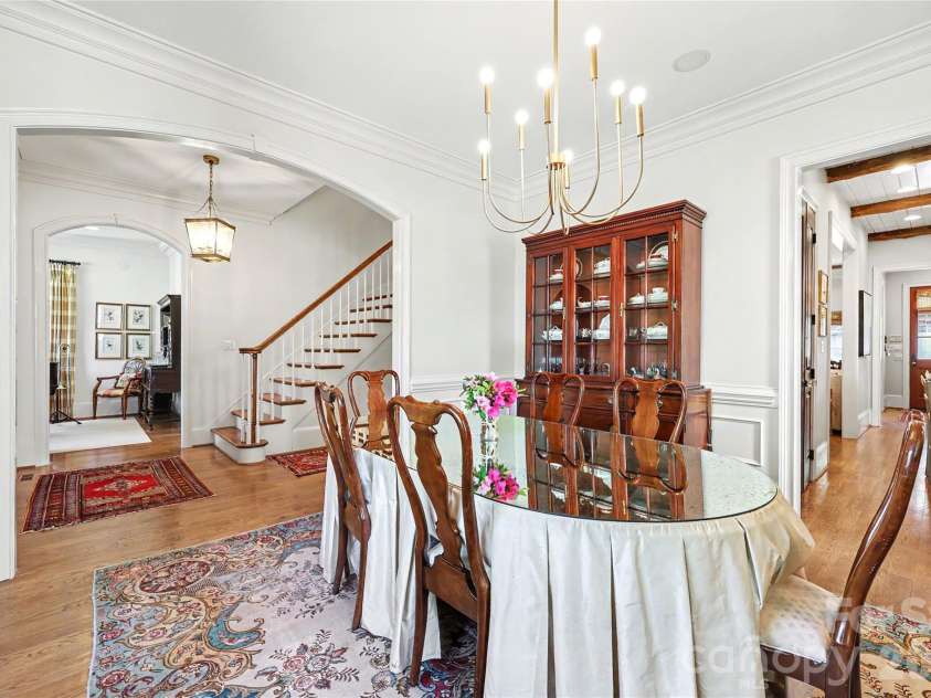 2744 Normandy Road, Charlotte, NC 28209.  MLS# CAR4371679, YatesRealty ID 22382. 