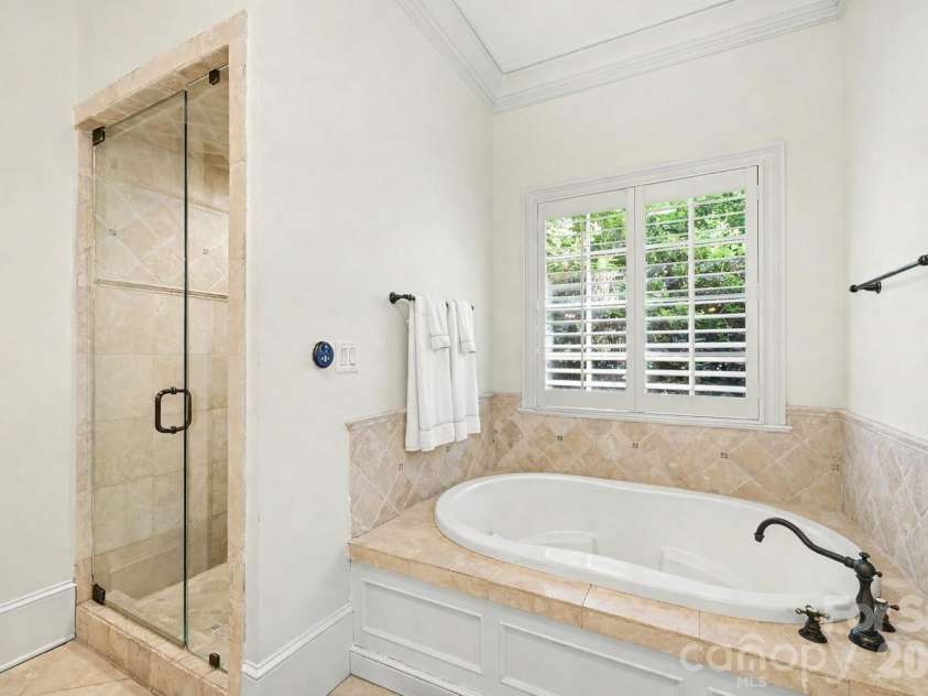 2744 Normandy Road, Charlotte, NC 28209.  MLS# CAR4371679, YatesRealty ID 22382. 