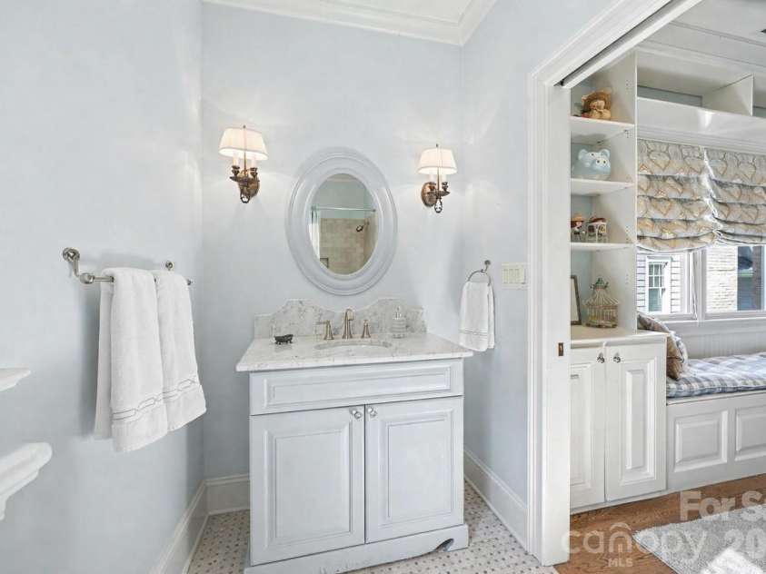 2744 Normandy Road, Charlotte, NC 28209.  MLS# CAR4371679, YatesRealty ID 22382. 