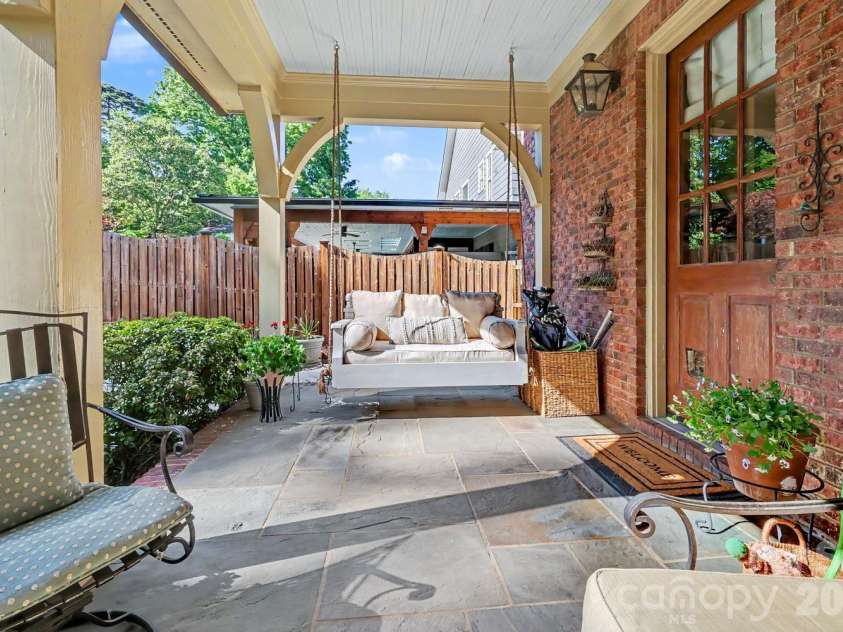 2744 Normandy Road, Charlotte, NC 28209.  MLS# CAR4371679, YatesRealty ID 22382. 