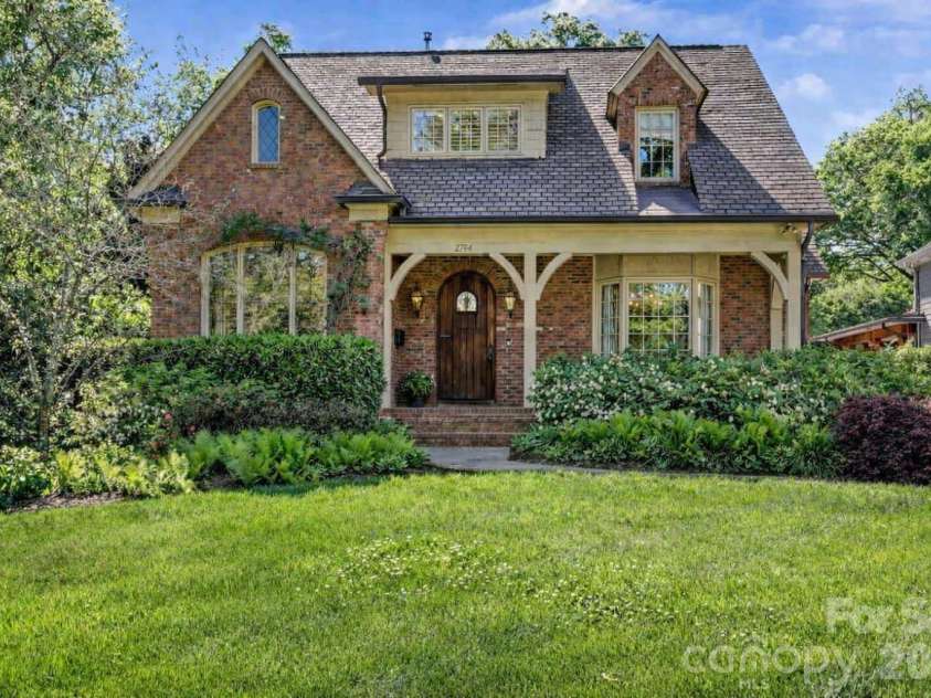 2744 Normandy Road, Charlotte, NC 28209.  MLS# CAR4371679, YatesRealty ID 22382. 