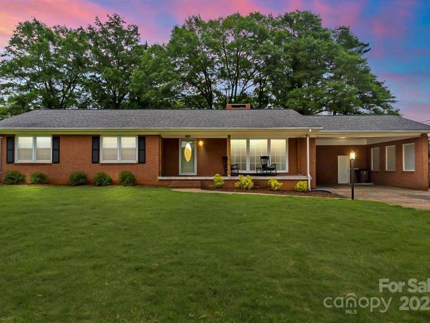 505 Melody Lane, Shelby, NC 28152.  MLS# CAR4266096, YatesRealty ID 22386. 