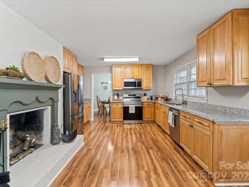 505 Melody Lane, Shelby, NC 28152.  MLS# CAR4266096, YatesRealty ID 22386. 